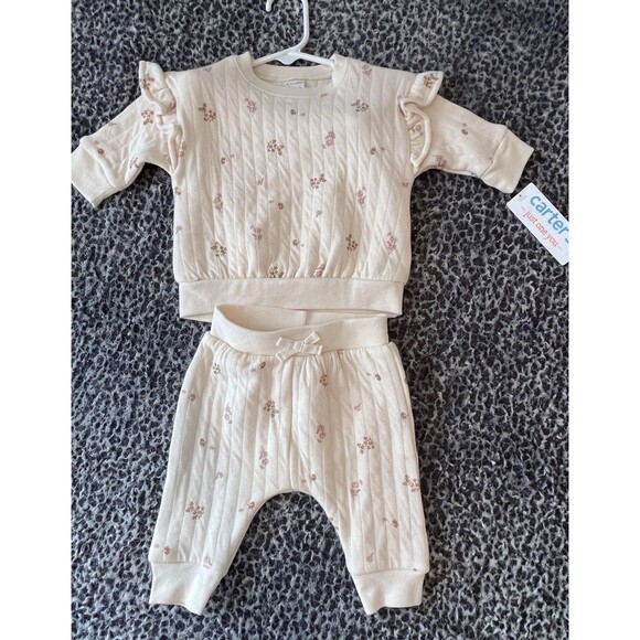 NWTCarters Baby Girl Sweatshirt And Pants Size 3months - Picture 1 of 2